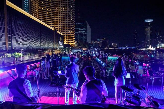 Wonderful Pearl Dinner Cruise