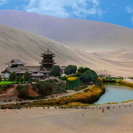 【香港直航敦煌】絲綢之路、蘭新鐵路(敦煌、嘉峪關、張掖)8天純玩團 ※莫高窟(保證參觀8個洞窟)、鳴沙山、月牙泉、馬蹄寺石窟、丹霞地質公園、大佛寺、嘉峪關城樓、陽關、雷音寺、敦煌博物館、沙洲夜市
