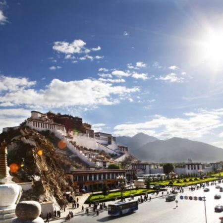 遨遊西藏精彩之旅9天團   西藏、前藏(拉薩、布達拉宮、大昭寺、羅布林卡、藏族生活體驗)、林芝(巴松措、遠眺南迦巴瓦峰、雅魯藏布江大峽谷)、後藏(羊卓雍措、日喀則、扎什倫布寺、卡若拉冰川) 