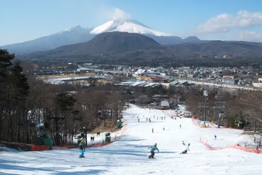 輕井澤王子滑雪場