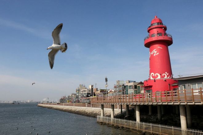 烏耳島紅色燈塔