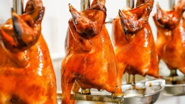 首創順德幢企爆汁脆皮雞