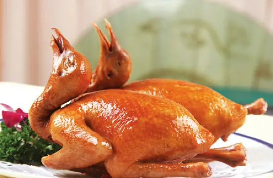 特色芝麻雞+招牌紅燒乳鴿(每位半隻)