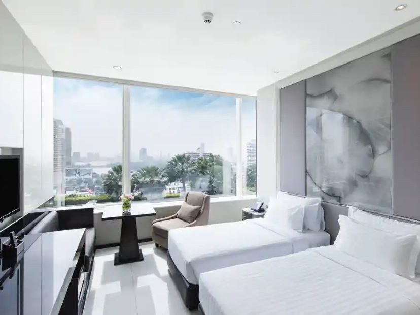 Grande Centre Point Hotel Terminal 21