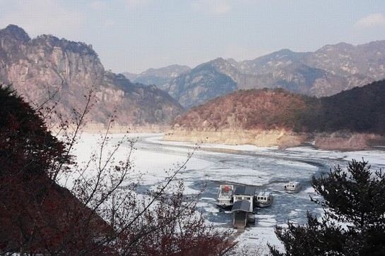 忠州湖遊船破冰體驗