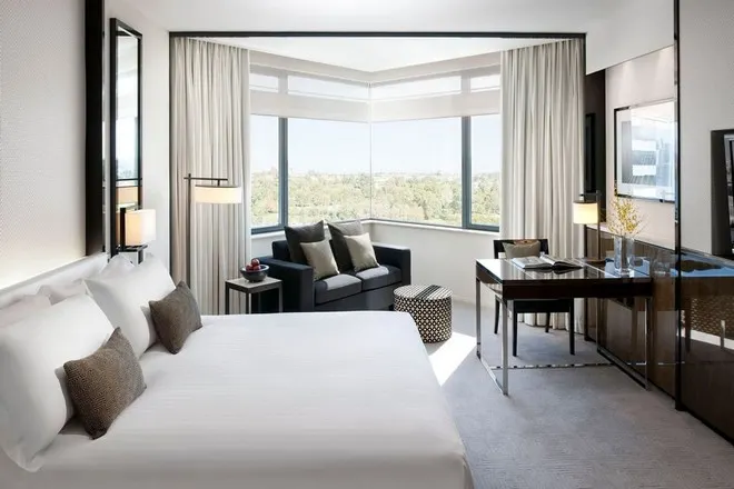 Crown Metropol