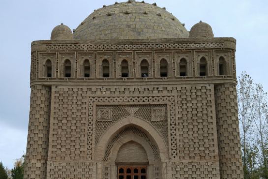 伊斯曼邁尼陵墓