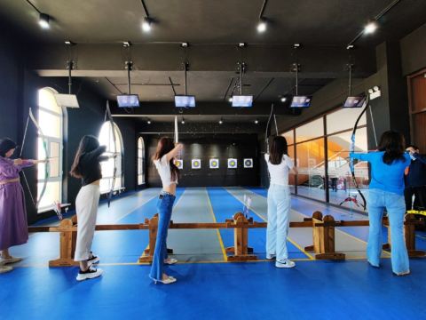 鄂爾多斯草原-室內射箭