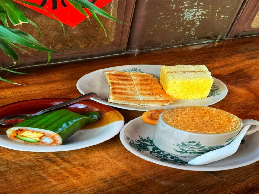 【新源隆原木咖啡館】特色下午茶