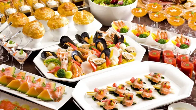 酒店豐盛海鮮自助晚餐