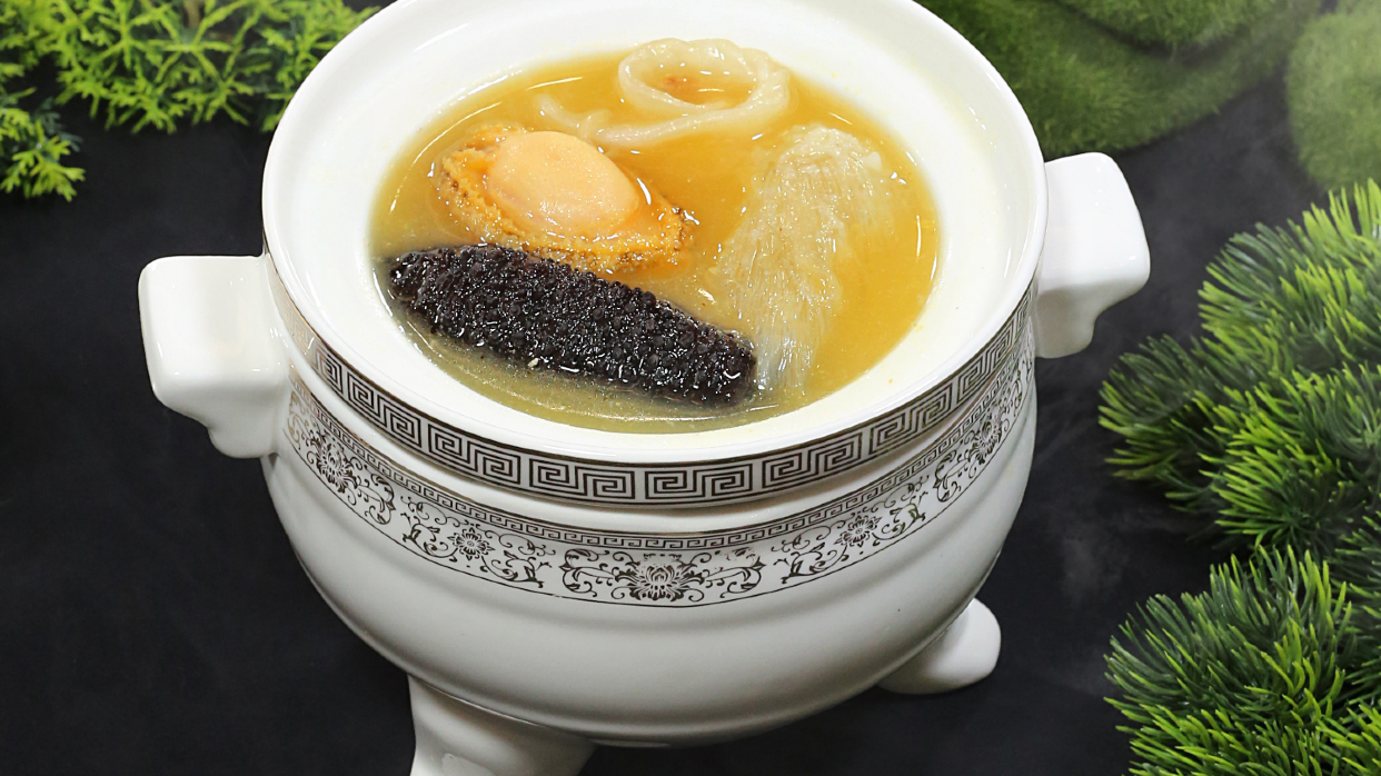 原盅金湯鮑參翅佛跳牆(位上)