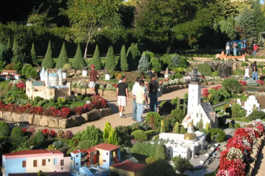 卡金頓格林小人國