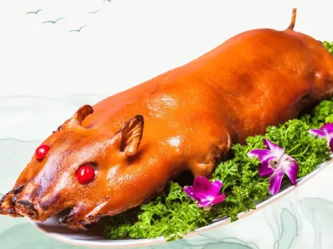 原隻卜卜脆金豬全體宴