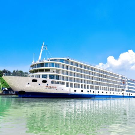 <全包登岸觀光>世紀遊輪~遠航號(2024年9月下水) 「6樓臻選豪華江景露台房」東湖磨山櫻花園、沙洋油菜花、枝江安福寺賞桃花、三峽大壩、三峽之巔、荊州古城牆、豐都鬼城、重慶熊貓館8天升級純玩團