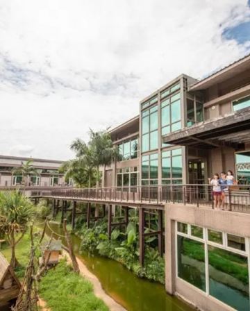 台北+苗栗+亞洲第一座動物園區-六福莊生態度假酒店及主題樂園 4天親子樂團*再減-$160憑指定中銀咭推廣碼【BOC160A3】