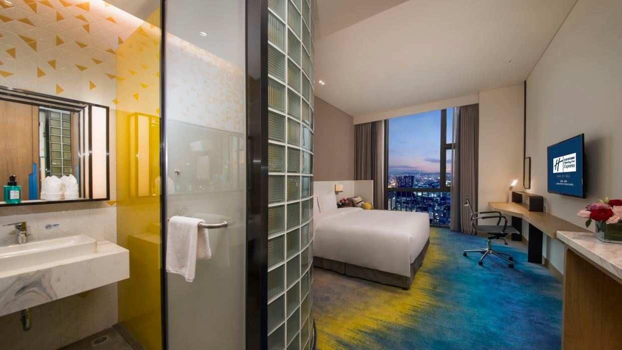 深圳松崗智選假日酒店