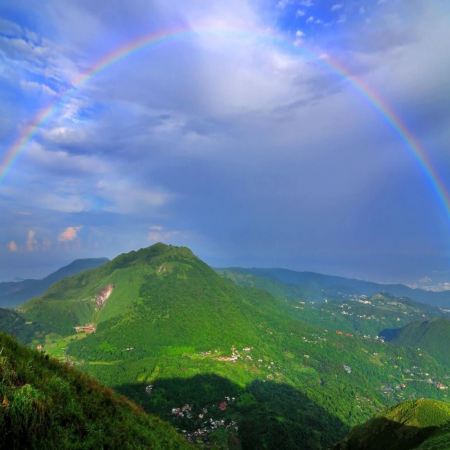 台北+陽明山賞花+桃園 秘景4天 永安漁港、土地公文化館、石門水庫、陽明山公園(冷水坑生態池、牛奶湖、菁山吊橋與落羽松步道)、迎富送窮廟、忠烈祠