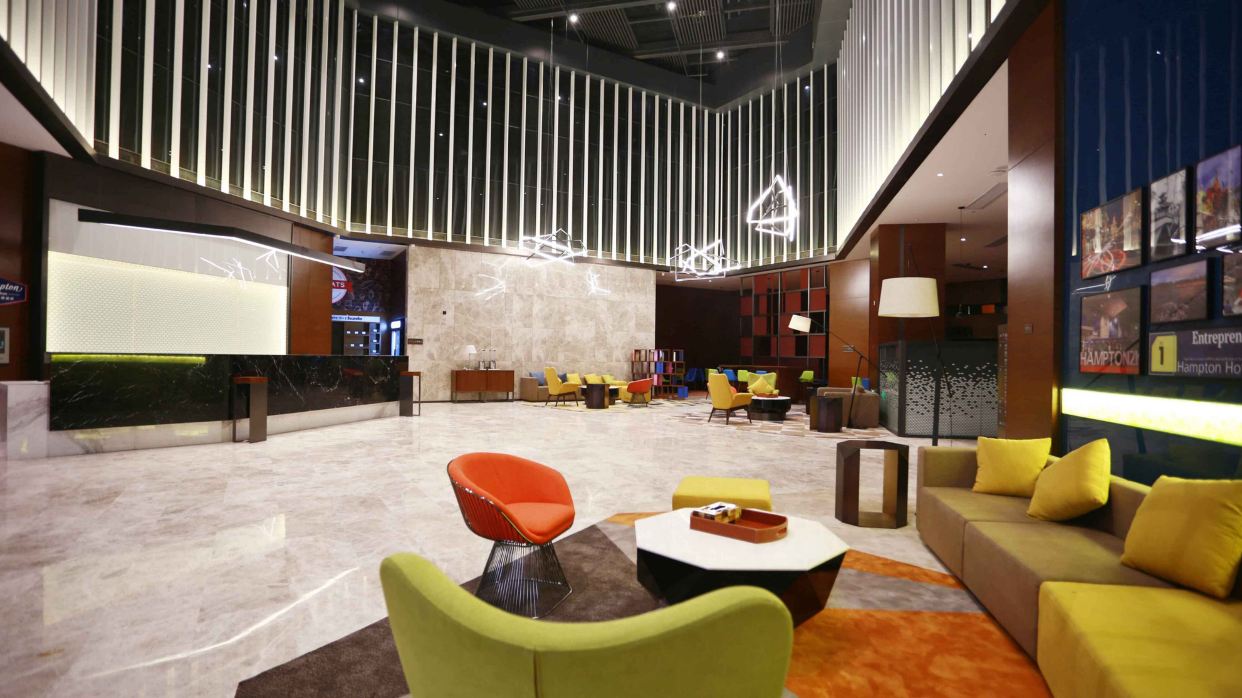 順德希爾頓歡朋酒店 