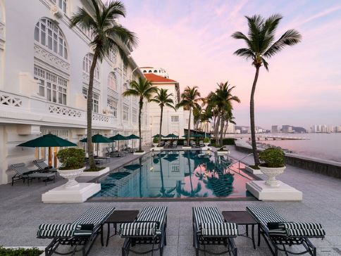 檳城+怡保+吉隆坡 5天美食觀光之旅 【《 全程入住》五星級酒店 - 紅樹林生態保護區之旅 、2025年全新打卡熱點Immersify Kuala Lumpur~沉浸式體驗】