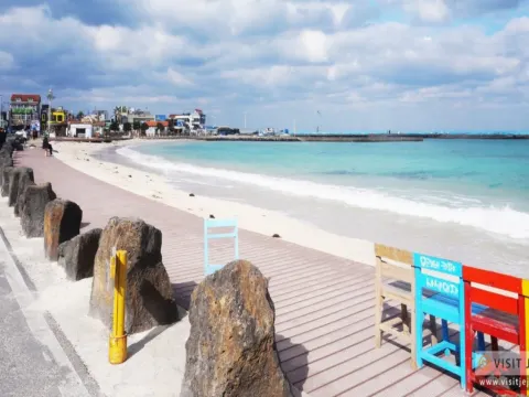 月汀里海水浴場