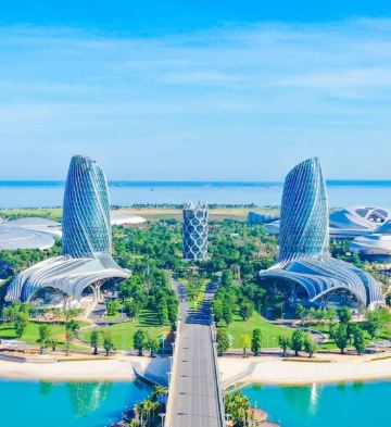 海南島(三亞、海口、儋州) 豪華酒店+溫泉+美食5天純玩團  乘畫舫遊神玉島(包登島)、海花島巡遊+燈光秀、鳳凰嶺海誓山盟景區、亞龍灣國際玫瑰谷、天空之山網紅打卡點、1晚國際品牌酒店(包浸溫泉)