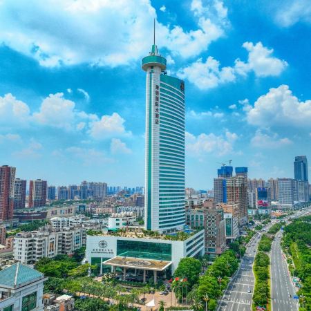 《保證出發》東莞厚街國際大酒店(約600呎豪華濕蒸客房)(每房包1小時水療)【豐富海鮮自助晚餐】「清平古墟影視文化園」「東莞記憶」「粵暉園」東莞純玩2天團