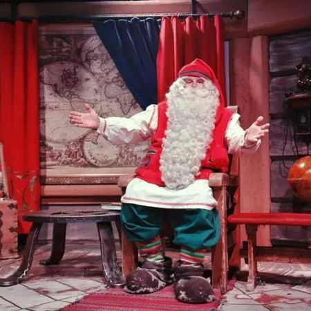 【5鑽】《與芬蘭聖誕老人見面8天團》
關東第一名山～長白山(北坡+雪地溫泉+馬拉爬犁及雪地摩托車)、哈爾濱(伏爾加莊園、冰雪大世界)、吉林(霧淞長廊)、瀋陽(故宮)8天團