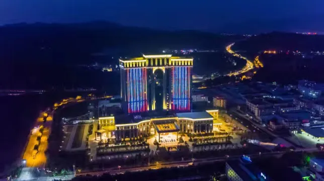 曼佧特國際大酒店