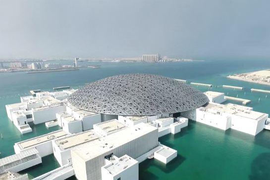 阿布達比羅浮宮