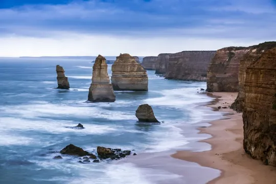 十二門徒石之旅
