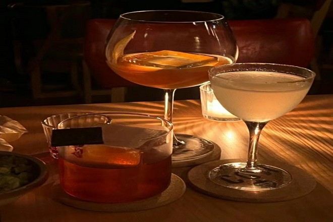 馬來粵菜+每人一杯雞尾酒