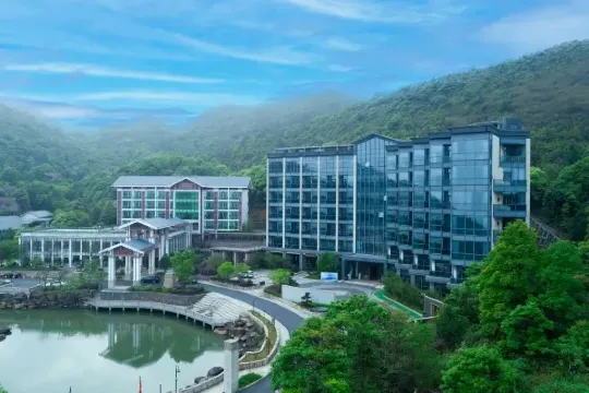 韓山硒湖雲頂度假酒店