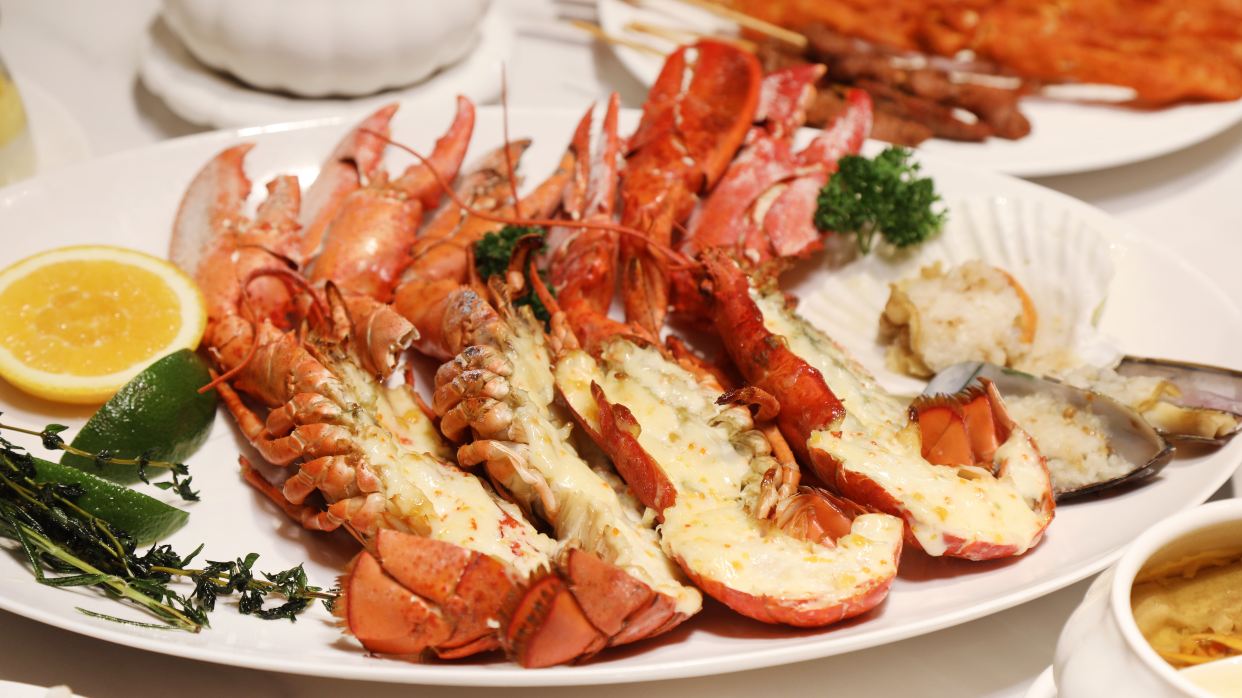 酒店海鮮自助晚餐