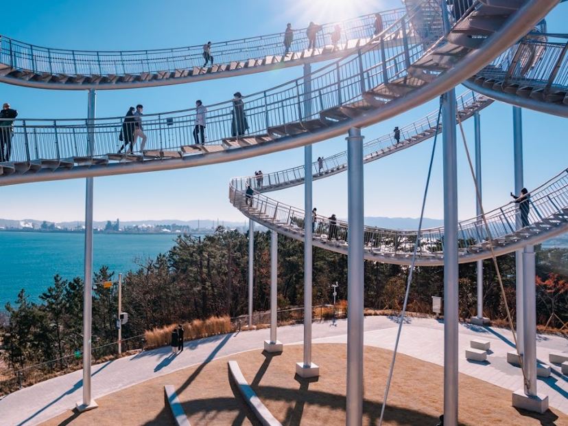 環湖公園Space Walk