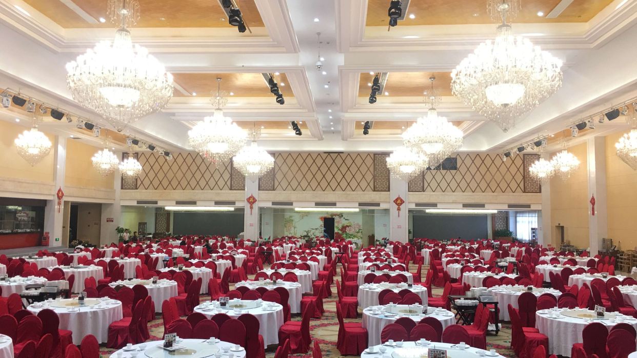 大信皇冠假日酒店宴會廳