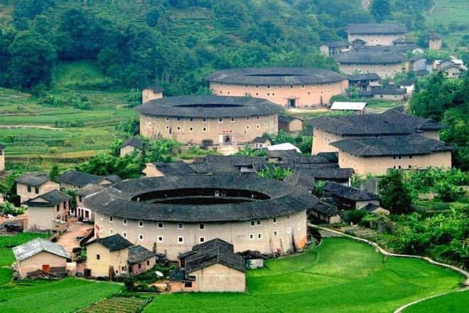 南靖土樓群田螺坑景區