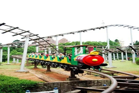 六福村主題遊樂園