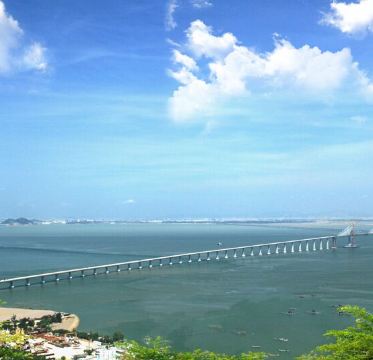 《深度「潮」遊+高鐵》連續3晚汕頭澄海智選假日酒店 國家4A級風景區「南澳島」暢遊湘子橋(重本包上橋) 龍湖古寨 【任食一人一鍋金牌牛肉火鍋】【獅頭鵝風味宴】 潮州美食純玩4天團