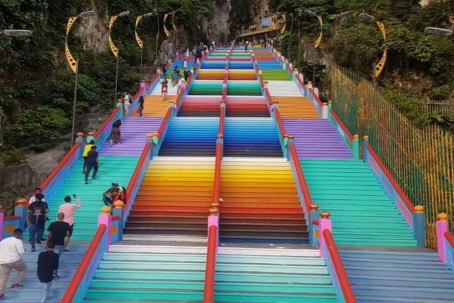 黑風洞七彩階梯