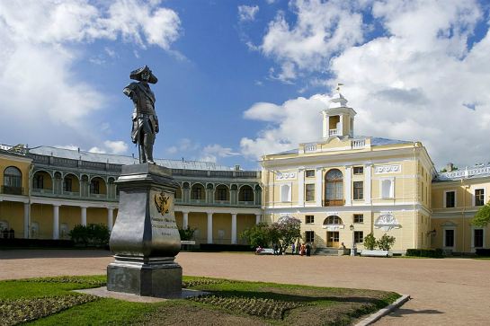 巴甫洛夫斯克皇宮