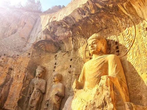 【4鑽】【國泰航空】豫魯有約跨省聯遊8天之旅  河南(龍門石窟、天下第一名剎~少林寺、應天門、清明上河園)、山東(五嶽獨尊~泰山、濟南大明湖、曲水亭街、青島八大關、迎賓館、啤酒博物館、淄博古車博物館)