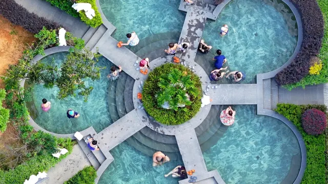 五華熱礦泥溫泉度假村