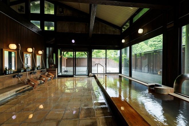 季古里溫泉酒店  