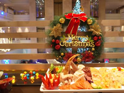 【5鑽】【聖誕節限定】皇牌桂林‧香港高鐵往返 乘船漫遊一江四湖、國賓洞蘆笛岩、興坪灕江竹筏、興坪古鎮、龍脊梯田、七星公園、象鼻山、桂林、陽朔、龍脊升級純玩4天高鐵團