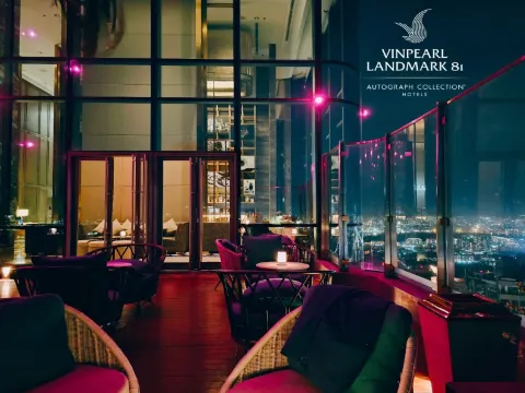 Landmark Skyview 48樓