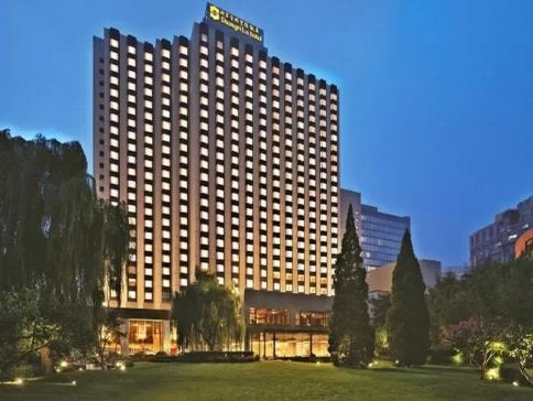 北京奢華酒店、四大世界遺產5天豪華團 【全程入住《獨家》Shangri-La香格里拉飯店】四大世界遺產~故宮、居庸關長城、頤和園、天壇公園、三輪車胡同遊、四合院DIY包餃子、入內參觀冰絲帶