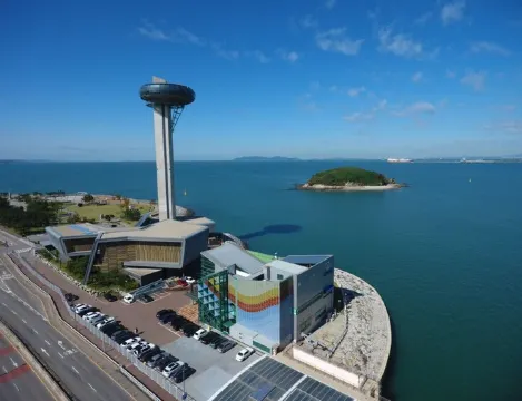 始華湖月亮展望台