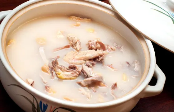 馳名正宗豬肚雞宴