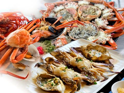 高城+束草+首爾5天冬日賞景之旅 ※【雙重蟹宴】無限量任食東海名物紅蟹+藍絲帶認證食府~DeoDeo醬油蟹放題 ※尺山天然溫泉體驗、北韓領袖金日成別墅、DMZ統一瞭望塔、百年韓屋旺谷古村、束草阿爸村