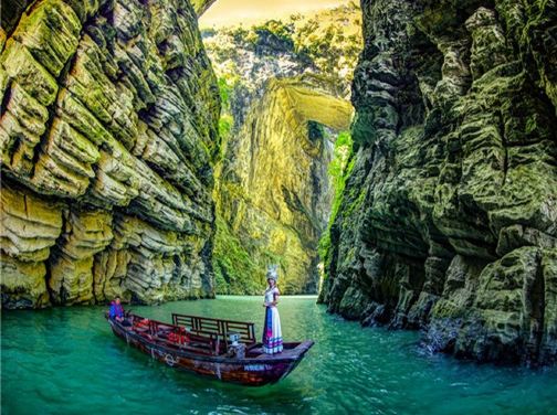 【5鑽】重慶、湖北跨省遊(武隆、黔江、恩施)6天高鐵團 《世界自然遺產》武隆天生三橋(武隆玻璃觀景台)、仙女山國家森林公園、船遊蒲花暗河、濯水古鎮、恩施大峽谷、女兒城、騰龍洞~觀看震撼激光表演 【5鑽】重慶、湖北跨省遊(武隆、黔江、恩施)6天高鐵團 《世界自然遺產》武隆天生三橋(武隆玻璃觀景台)、仙女山國家森林公園、船遊蒲花暗河、濯水古鎮、恩施大峽谷、女兒城、騰龍洞~觀看震撼激光表演